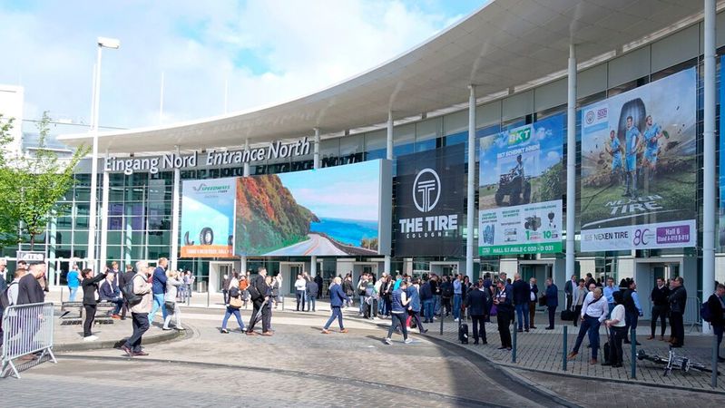 Rund 12.000 Besucher aus der internationalen Reifenbranche trafen sich vom 24. bis 26. Mai in Köln.(Bild:  Rosenow/»kfz-betrieb«)