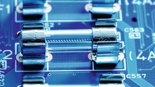 Schmelzsicherungen: Bei der Auswahl sind einige wichtige Aspekte zu beachten. (© serkat Photography - stock.adobe.com)