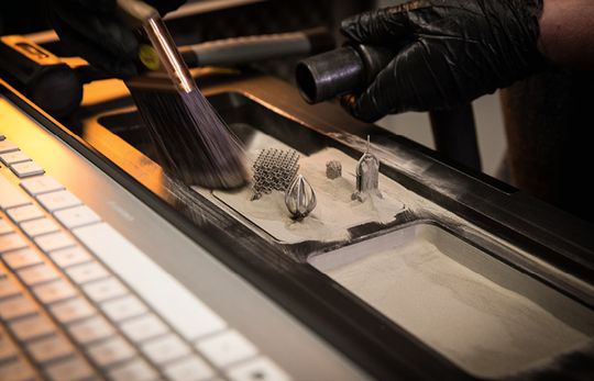 (Der 3D-Druck in der Luftfahrt erweitert die Palette an möglichen Materialien deutlich. Bild: Protolabs)