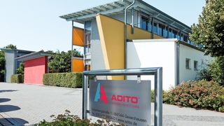 Obwohl er gerade erst gebaut wurde, ist der Adito-Firmensitz schon wieder zu klein geworden. (Bild: Adito)
