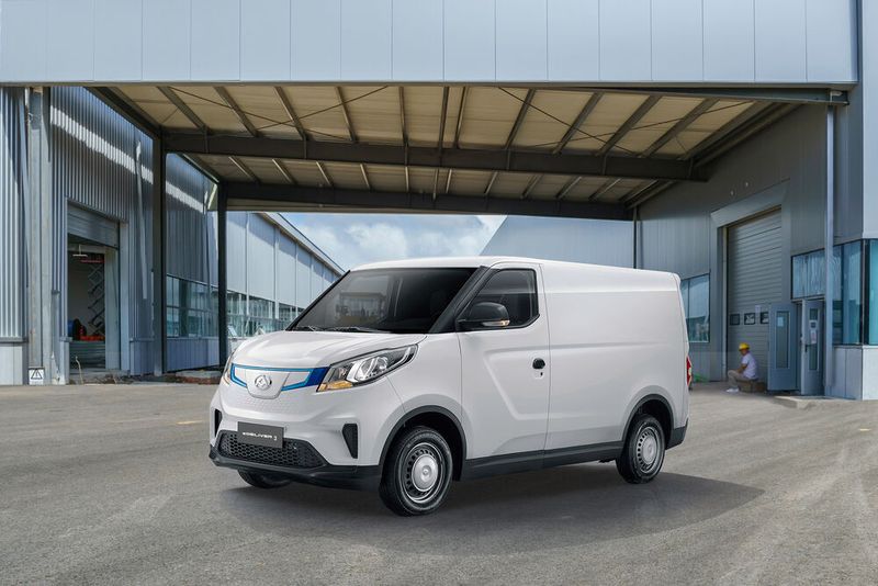 Maxus heißt die junge Marke des SAIC-Konzerns, die neben dem Modell EV80 außerdem den hier abgebildeteten Deliver 3 in Deutschland vertreibt. (Bild: Maxus)