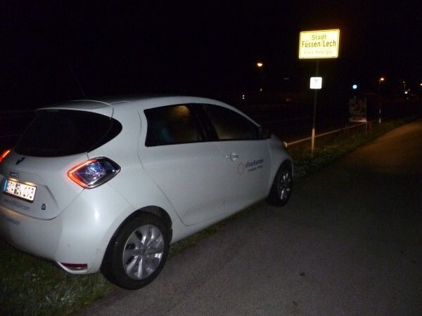 Von Flensburg nach Füssen einmal durch ganz Deutschland ging es am Montag den 14.10.2013 mit dem eMobil ZOE (Bild: eRUDA)