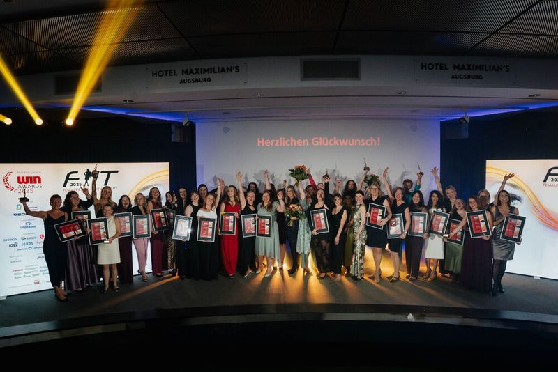 Herzlichen Glückwunsch an alle Gewinnerinnen der WIN-Awards 2025 in den Bereichen eHealth, eGovernment und IT! (Bild: Manuel Emme Fotografie)