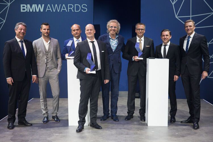 Die Gewinner nach Kategorien (v.re.): Kategorie „BMW i & BMW iPerformance”: AHAG, Bochum; Kategorie „Quality of Revenue“: Autohaus Ratzel, Linkenheim; Kategorie „Neue Automobile“: Autohaus Menton, Reutlingen.  (Bild: BMW)