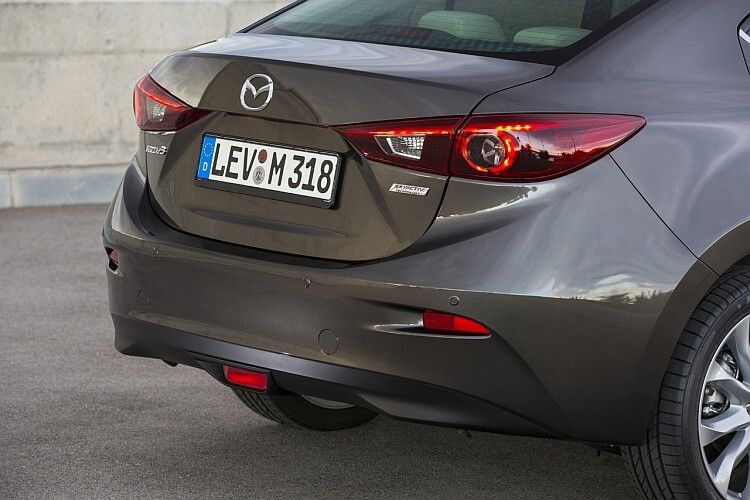 In der Kompaktklasse haben wir schön häßlichere Hintern gesehen, ... (Foto: Mazda)