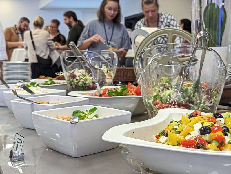 Reichhaltiges und leckeres Essen wurde in den Pausen aufgetischt.  Infos zum Praxistag HPLC finden Sie auf www.praxistag-hplc.de (Bild: VCG – C. Lüttmann)