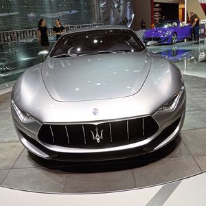 (Maserati)