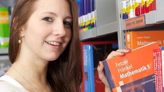 Der Studiengang Industrial Virtual Engineering bereitet auf Aufgaben in Entwicklungsabteilungen vor. Das Studium baut auf angewandte Mathematik, Physik, Mechanik, Elektrotechnik, Informatik, rechnergestützte Simulation, Konstruktion, Steuerungstechnik und Ingenieurwissenschaften. (Bild: Hochschule Furtwangen)