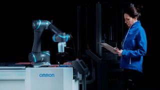 Cobots, so Omron, eignen sich als gute Unterstützung im Mittelstand. (Bild: Omron / Hasselblad H3D)