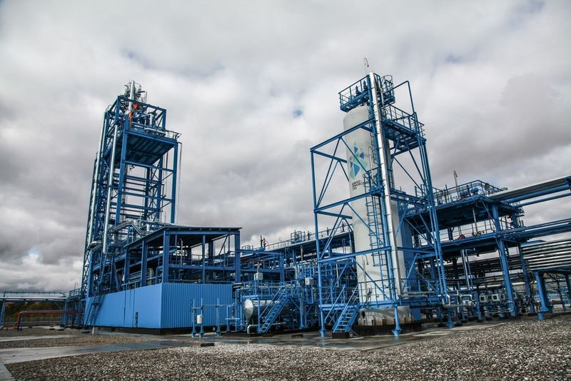 Yuzhno-Priobskiy Gasaufbereitungsanlage nimmt im russischen Khanty-Mansi die Produktion auf. (Bild: Sibur)