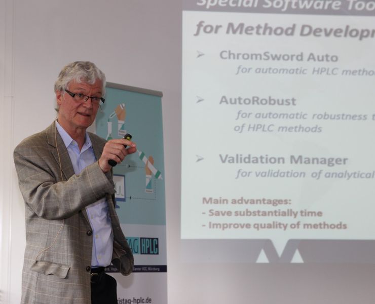 Wie man eine HPLC-Anlage richtig betreibt, hat Dr. Wolf-Dieter Beinert von VWR in seinem Workshop-Vortrag erläutert. (Bild: LABORPRAXIS)