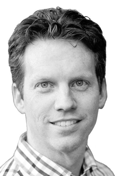 Dr. Jason Jones, Geschäftsführer und Unternehmensgründer von Hybrid Manufacturing Technologies Ltd., Plano (USA): „„Durch die Ausstattung einer vorhandenen mehrachsigen CNC-Maschine mit automatisch auswechselbaren Auftragsköpfen wird 3D-Druck in Metall möglich, ohne eine separate Maschine kaufen zu müssen.“ (Bild: Hybrid Manufacturing)