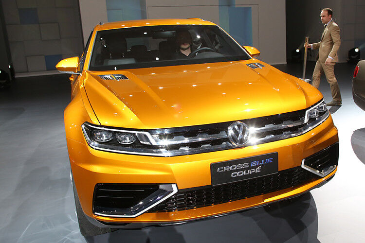 Weltpremiere für das Volkswagen Cross Bue Coupé auf der Auto Shanghai 2013. (Foto: Auto-Medienportal.Net/Manfred Zimmermann)