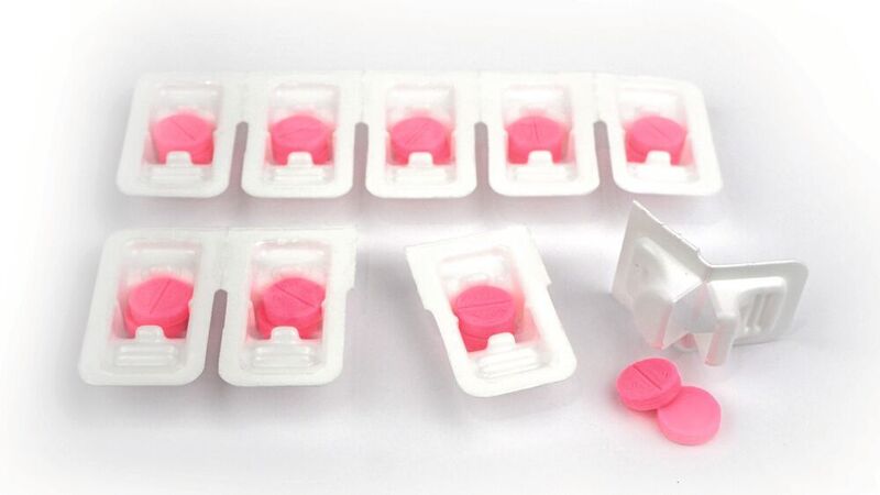 Mit Snapsil stellte Multivac ein neuartiges Verpackungskonzept für medizinische Produkte vor, das sich für das Verpacken von Produkten wie Spritzen, Tabletten, Pflastern, Injektoren, Kathetern etc. eignet.  (Multivac)