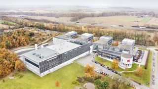 SiGe-Bipolartransistoren: Lizenzvereinbarung zwischen X-FAB und IHP Leibniz-Institut führt zu innovativer 130-nm-SiGe-BiCMOS-Plattform. (Bild: © 2022 diephotodesigner.de schluchtmann ek)