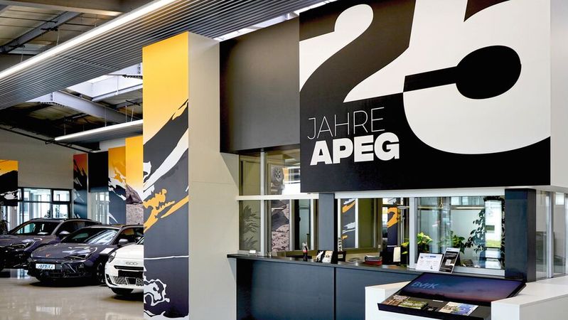 Apeg Automarkt verkauft um die 10.000 Fahrzeuge im Jahr. (Bild:  APEG Automarkt)