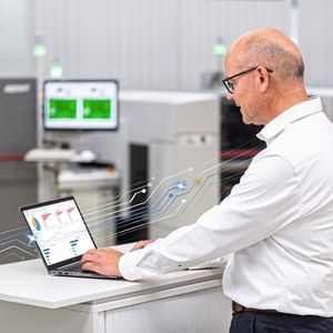 Image 2: With user-friendly dashboard displays, SMT Analytics provides information automatically anywhere and anytime.(Image: ASMPT)