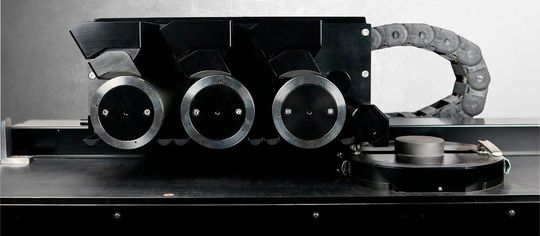 Die Recoater-Technologie von Schaeffler Aerosint SA bietet enormes Geschäftspotenzial für Schaeffler Special Machinery und erweitert die Technologie-Expertise von Schaeffler im Bereich additive Fertigung.(Bild:  Schaeffler)