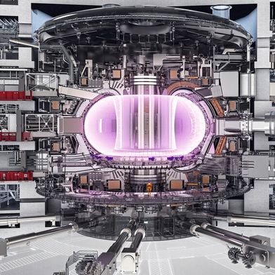 Magnetfusion: Querschnitt eines künftigen Fusionskraftwerks mit dem mehr als 100 Mio. °C heißem Plasma. (Bild: ITER)