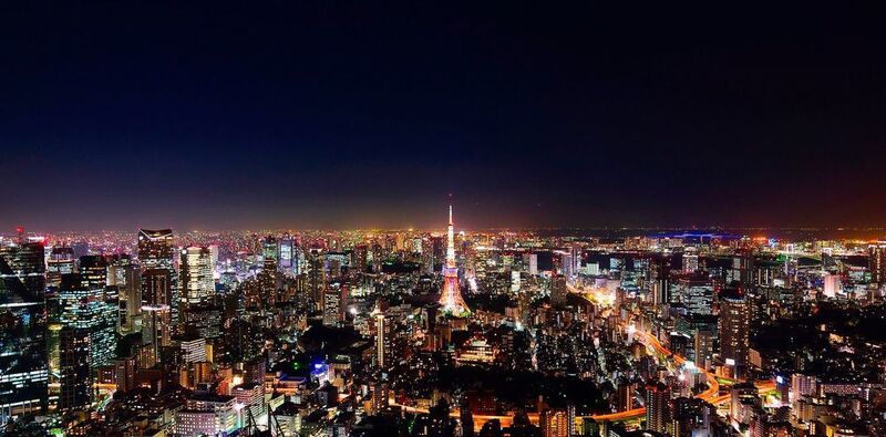Tokio hat bisher mehrere bedeutende Initiativen zur Verbesserung der Straßenbeleuchtung und der IT-Infrastruktur über die Stadtgrenzen hinweg gestartet. Mit knapp 10 Mio. Einwohnern wurde die Medtropole auf Platz zwei des 