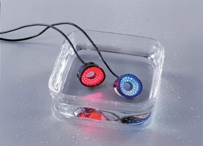 Wasserdichte LED-Leuchten für Applikationen in feuchter Umgebung oder unter Wasser (Archiv: Vogel Business Media)