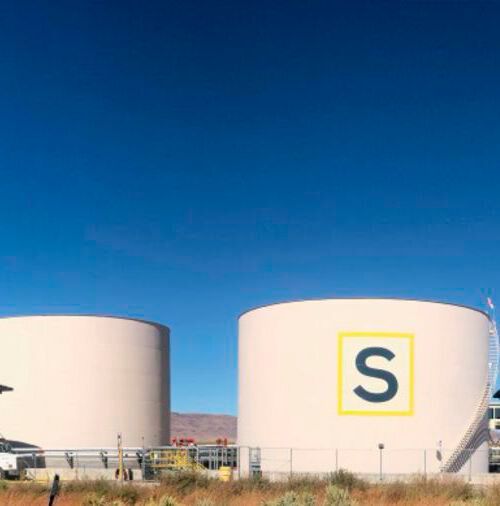 Sulfuric acid tank terminal in Nevada, USA. Sulfuric acid tank terminal in Nevada, USA.