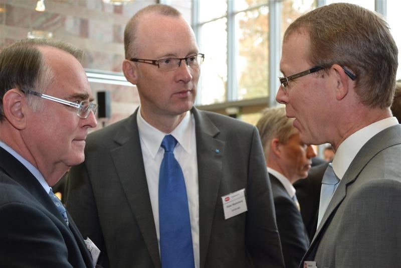 von links: Dr. Friedrich Harbach (ABB), Dieter Westerkamp (VDI/VDE-GMA) und Dr. Uwe Piechottka (Evonik Industries) (Bilder: M. Henig, J. Nellen / PROCESS) (Archiv: Vogel Business Media)