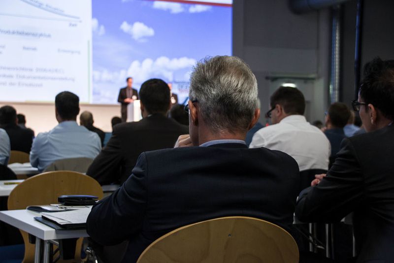 Der Plenarvortrag fasste die Ergebnisse des Projekts Cyber System Connector zusammen. (K.Juschkat/konstruktionspraxis)