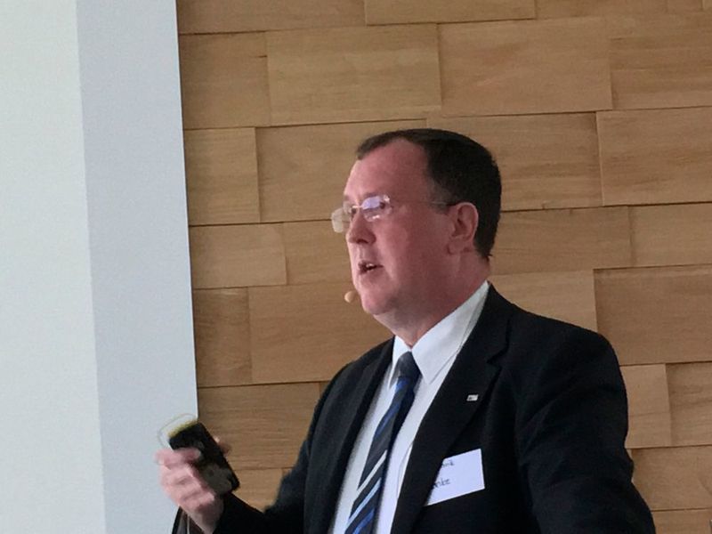 Chefvolkswirt des VCI Dr. Henrik Meincke erwartet durch die Digitalisierung keine Technologiesprünge in der Produktion, weil der Optimierungsgrad schon sehr hoch sei. (PROCESS)