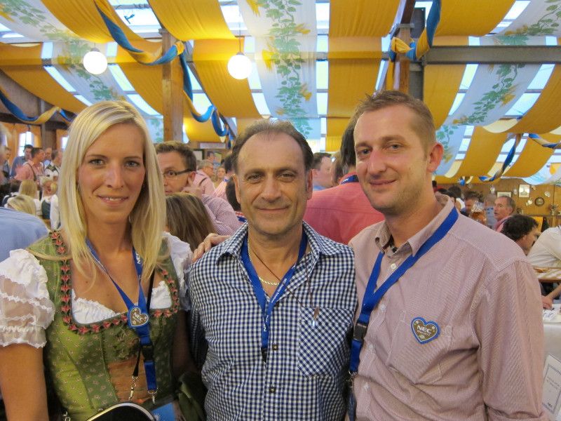 Manuela Dippl (Ingram Micro), Sigfried Ellwanger (NEC) und Danny Weber (Also). (Bild: IT-BUSINESS)