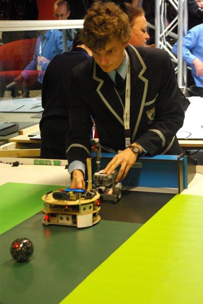 Auch andernorts sorgen die Robocup-Wettbewerbe für Spannung. (Bild: Flickr/Samuel Mann)