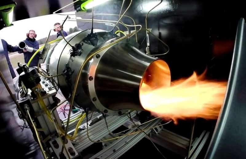 (Developed in record time: A “JARVIS-class” jet engine capable of up to 100 pounds of thrust. It was designed in a four-week sprint using generative AI and established CAD/CAE tools. MIT)