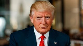 Seit 6:01 Uhr deutscher Zeit gelten für Importe in die USA wieder neue Zölle. Diese ersetzen nun vorherige Zölle von Donald Trump und gelten für fast alle Importe in die USA ... (Bild: AP)