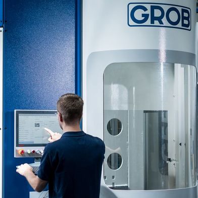 Hetec verfügt über zehn Bearbeitungszentren, darunter die Modelle Grob G750 und Hermle C60. (Bild: Hetec GmbH)