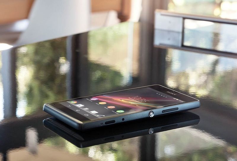 Der Akku des Xperia SP soll knapp 19 Stunden Gesprächszeit und 734 Stunden im Stand-by halten. (Bild: Sony)