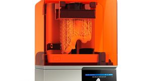 Den anwenderfreundlichen und produktiven 3D-Drucker Form 4 von Formlabs zeigt 3D-Technologie Hörth auf der Motek in Stuttgart. Lesen Sie schon jetzt, was man sich darunter vorzustellen hat ... (Bild: 3D-Technologie Hörth)
