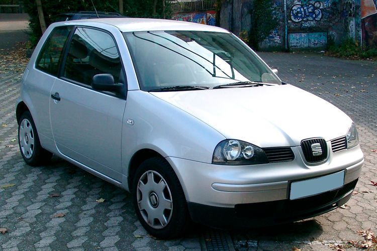 Wo es ein Ältesten-Ranking gibt, gibt es natürlich auch eines für die „Jungspunde“. Platz fünf ging an den Seat Arosa. Check-24-Versicherungskunden waren im vergangenen Jahr bei diesem Modell im Durchschnitt 39,9 Jahre alt. (Rudolf Stricker)