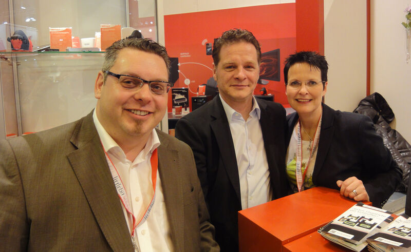 v.r.: Natalie Kremer und Andreas Arndt mit ihrem neuen Kollegen Andreas Pokorny (Littlebit) (IT-BUSINESS)