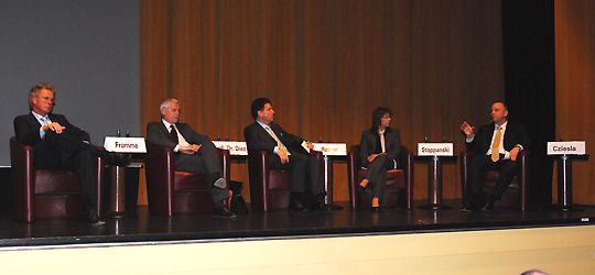 „Trends in der Automobilwirtschaft und ihre Konsequenzen“: Das Neue Geschäftsmodell für den deutschen Automobilhandel erregt die Gemüter. (Archiv: Vogel Business Media)