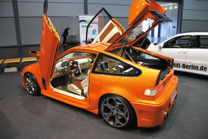 Dieser Honda CRX hat mit dem Original kaum noch etwas gemeinsam. (Archiv: Vogel Business Media)