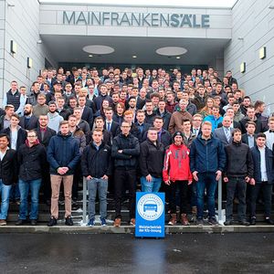 Bei der Kfz-Innung Unterfranken feierten 312 Junggesellinnen und Junggesellen ihre bestandene Prüfung.(Zietz)