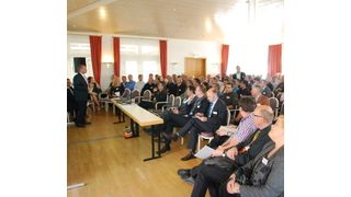 Abb. 1: Rund 170 Teilnehmer diskutierten beim Waldner-Fachsymposium über aktuelle Trends des alternativen Laborbaus. (Bild: Waldner Laboreinrichtungen)