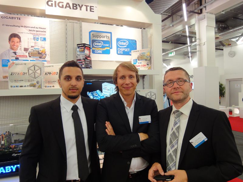 v.l. Alexander Scholz, Ingram Micro, Jochen Röth, AMD, und Frank Bösser, Gigabyte (Archiv: Vogel Business Media)