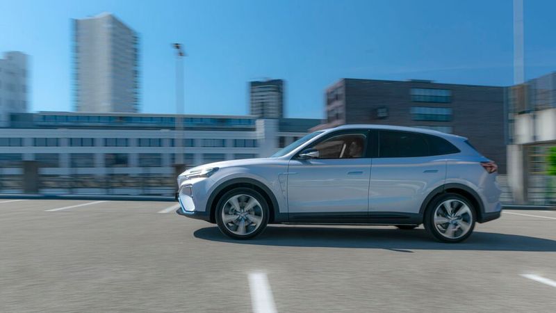 Das 4,67 Meter lange SUV sieht attraktiv aus. (Bild: MG)