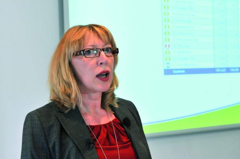 Silvia Lulei, Chefredakteurin von »Gebrauchtwagen Praxis«, zeigte Trends im Gebrauchtwagengeschäft auf. (Archiv: Vogel Business Media)