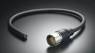 TPU-umspritzter M23-Steckverbinder  (EVG)