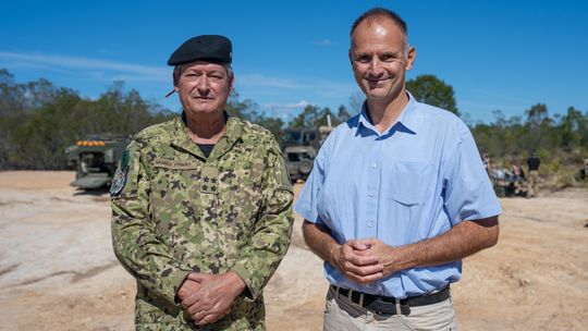André Denk, Chief Executive of the European Defence Agency, and General Eduardo Mendes Ferrão, Chief of Staff of the Portuguese Army.(Source:  European Defence Agency)