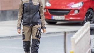 Mewa erweitert sein Angebot an Handwerkerkleidung für Frauen kontinuierlich. (Mewa)