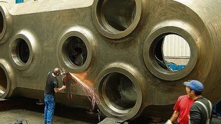 Direkt auf der Messe kann ein Großteil aus der eigenen Fertigung im wahrsten Sinne des Wortes begangen werden, wie der Aussteller betont. (Bild: Siempelkamp)