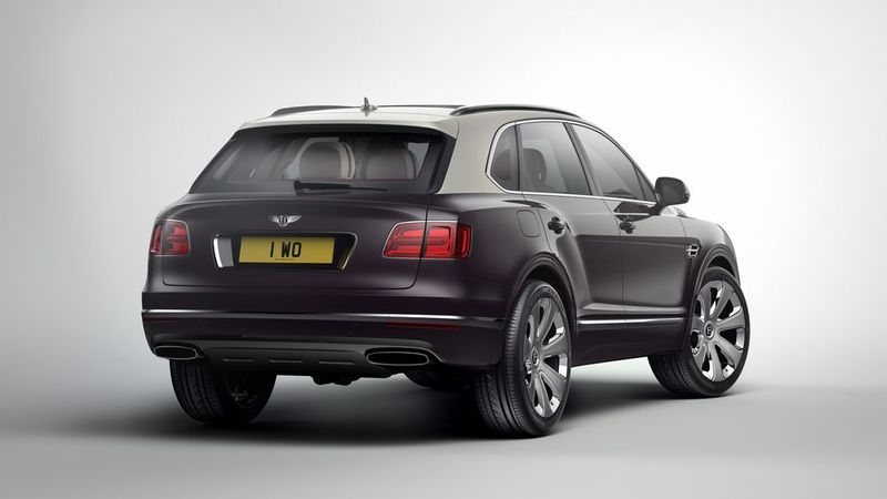 Besondere Merkmale des Mulliner-Bentayga sind eine Zweifarblackierung und spezielle 22-Zoll-Räder. (Bentley)